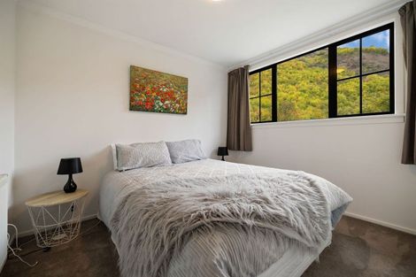 Photo of property in 18 Norfolk Street, Arrowtown, 9302