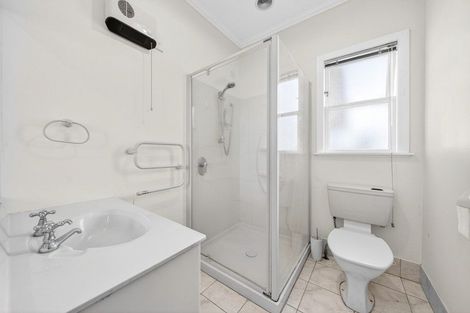 Photo of property in 19 Main Street, Greytown, 5712