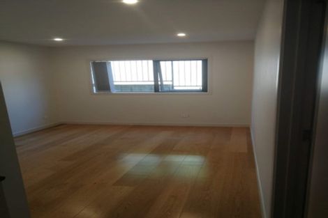 Photo of property in 17a Winscombe Street, Belmont, Auckland, 0622