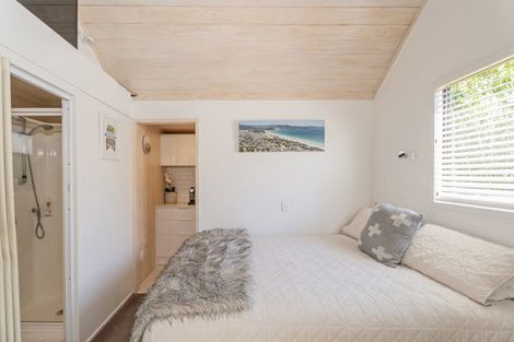 Photo of property in 112 Marram Place, Matarangi, Whitianga, 3592