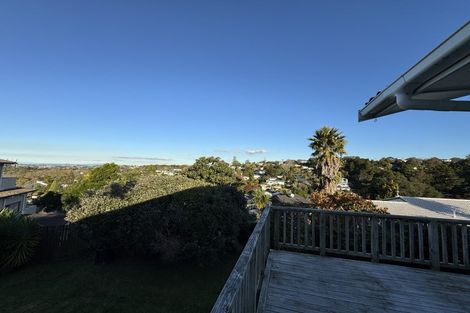 Photo of property in 2/57 Coronation Road, Hillcrest, Auckland, 0627