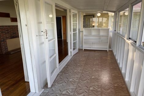 Photo of property in 12 Mason Street, New Lynn, Auckland, 0600