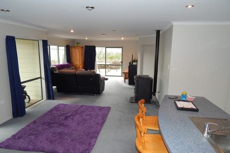 Photo of property in 29 Russell Street, Westport, 7825