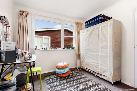 Photo of property in 33 Pembroke Road, Northland, Wellington, 6012