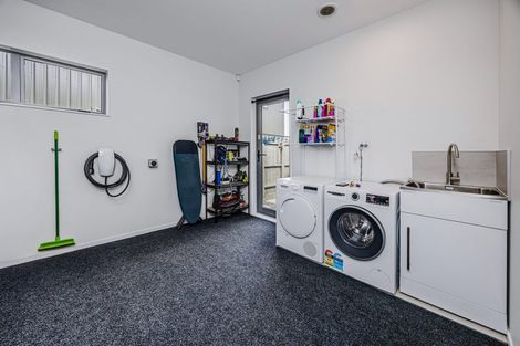 Photo of property in 43 Port Way, Rosehill, Papakura, 2113