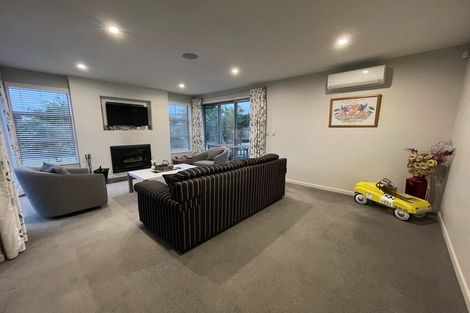 Photo of property in 21 Masefield Drive, Rolleston, 7614