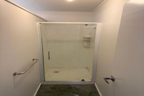 Photo of property in 10 Kaponga Crescent, New Lynn, Auckland, 0600