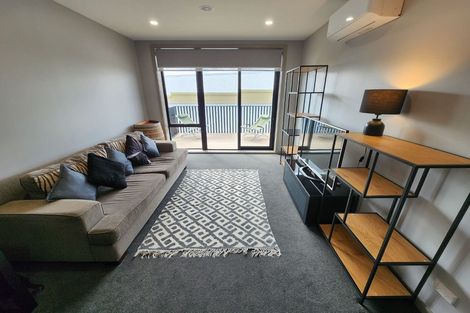 Photo of property in 303/2 Launch Road, Hobsonville, Auckland, 0616