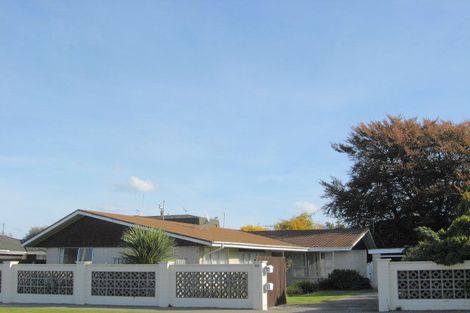 Photo of property in 2/191 Waimairi Road, Ilam, Christchurch, 8041
