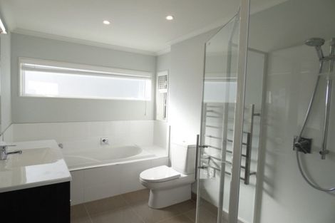 Photo of property in 9 Liquidambar Drive, Hobsonville, Auckland, 0616