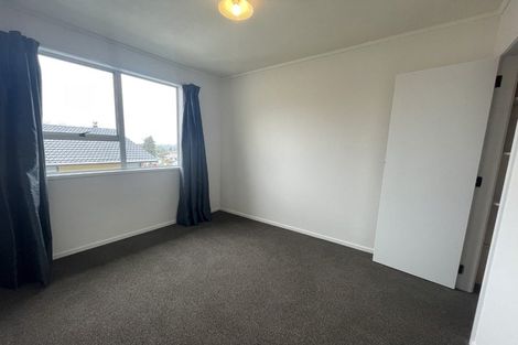 Photo of property in 3 Doone Place, Massey, Auckland, 0614