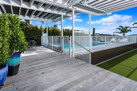 Photo of property in 39 Gulf View Road, Murrays Bay, Auckland, 0630