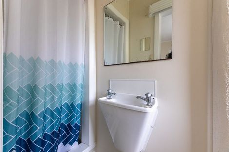 Photo of property in 16 Utauta Street, Waikanae, 5036
