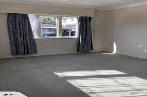 Photo of property in 17a Kereru Street, Henderson, Auckland, 0612