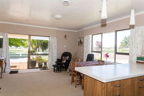 Photo of property in 47 Laws Road, Dannevirke, 4972