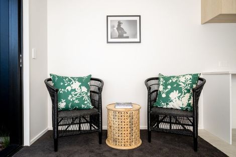 Photo of property in 2/35 Gracefield Avenue, Christchurch Central, Christchurch, 8013