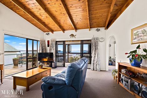 Photo of property in 4 Tara Place, Snells Beach, 0920