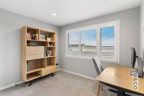 Photo of property in 37 Nobilo Road, Kumeu, 0810