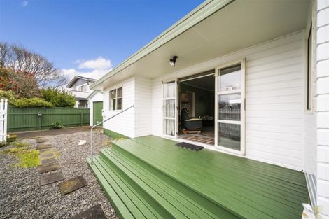Photo of property in 57 Murray Avenue, Hawera, 4610