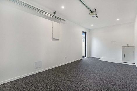 Photo of property in 1 Kaimai Avenue, Massey, 0614