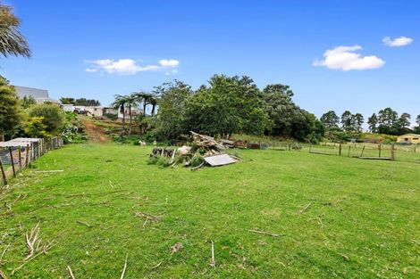 Photo of property in 16 Cumming Street, Okato, 4335