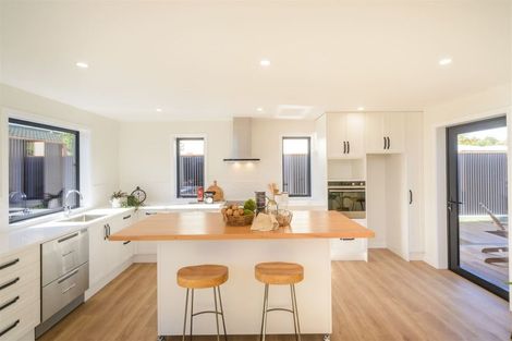 Photo of property in 145b Cook Street, West End, Palmerston North, 4410