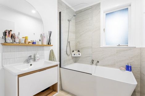 Photo of property in 13 Helena Street, Massey, Auckland, 0614