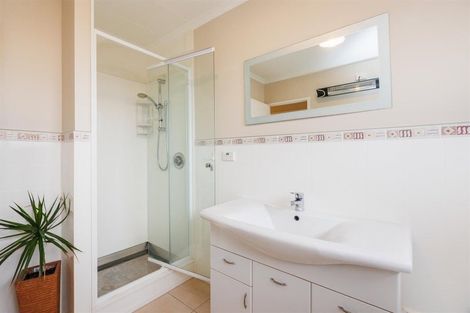 Photo of property in 19 Armagh Terrace, Marton, 4710