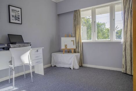 Photo of property in 24 Bennett Street, Waipawa, 4210