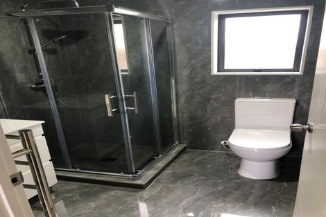 Photo of property in 466a Massey Road, Mangere East, Auckland, 2024