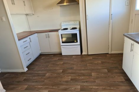 Photo of property in 94-96 Chelwood Street, Takaro, Palmerston North, 4412