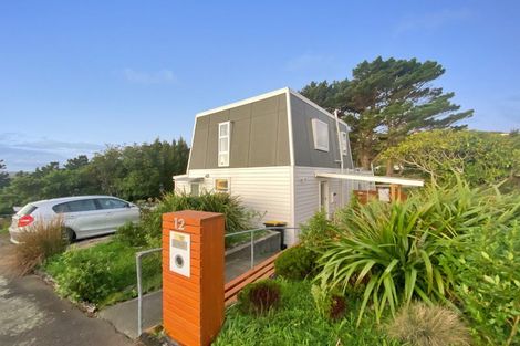 Photo of property in 12 Glen Alton Avenue, Paparangi, Wellington, 6037