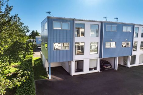 Photo of property in 32/31 Reynolds Place, Papamoa Beach, Papamoa, 3118