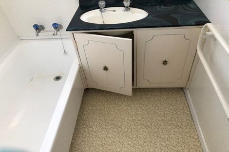 Photo of property in 9 Lockesley Place, Onerahi, Whangarei, 0110