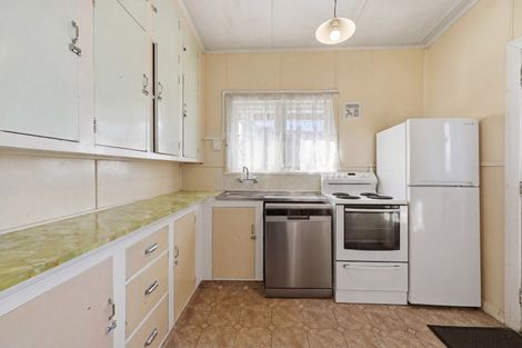 Photo of property in 398 South Road, Caversham, Dunedin, 9012
