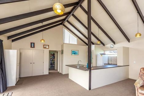 Photo of property in 180a Cornfoot Street, Castlecliff, Whanganui, 4501
