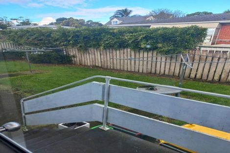 Photo of property in 5/23 Orams Road, Hillpark, Auckland, 2102