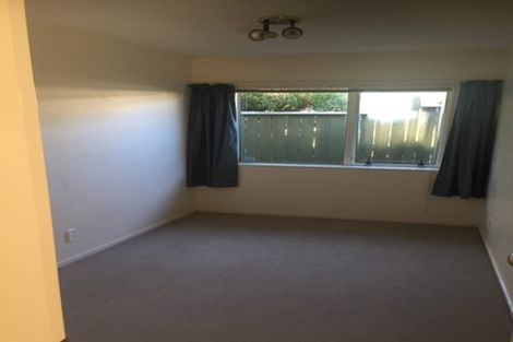 Photo of property in 52 Parata Street, Waikanae, 5036