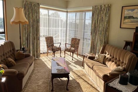 Photo of property in 4 Rae Road, Campbells Bay, Auckland, 0620