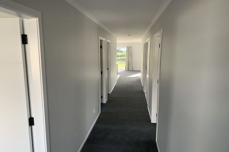 Photo of property in 34 Koru Loop, Paraparaumu, 5032