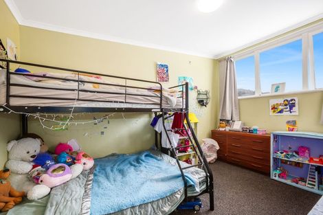 Photo of property in 112 Hine Road, Wainuiomata, Lower Hutt, 5014