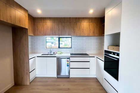 Photo of property in 7/12 Statesman Street, Henderson, Auckland, 0612