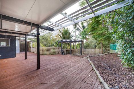 Photo of property in 140 Aokautere Drive, Fitzherbert, Palmerston North, 4410
