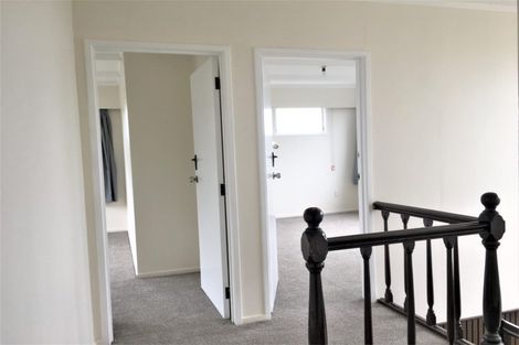 Photo of property in 23 Carlisle Road, Torbay, Auckland, 0630