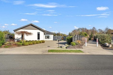 Photo of property in 42 Curtis Street, Stoke, Nelson, 7011