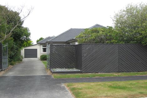 Photo of property in 220 Knowles Street, St Albans, Christchurch, 8052