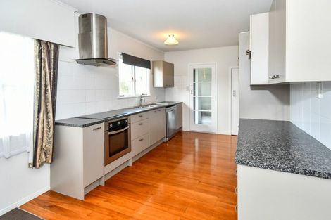 Photo of property in 35 Halberg Street, Papakura, 2110