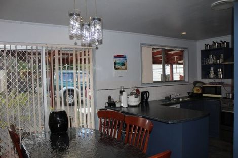 Photo of property in 19 Clyma Place, Massey, Auckland, 0614