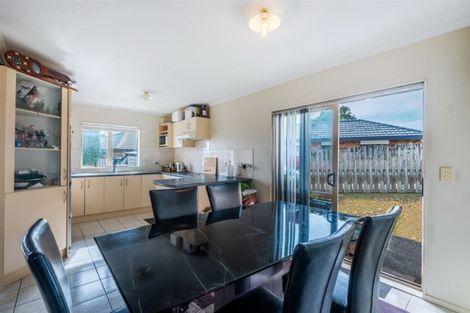 Photo of property in 15 Saybrook Place, Mangere, Auckland, 2022