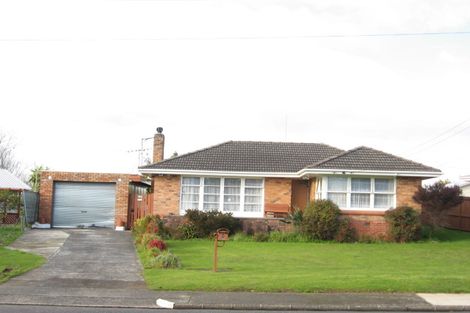 Photo of property in 2 Clayton Road, Manurewa, Auckland, 2102